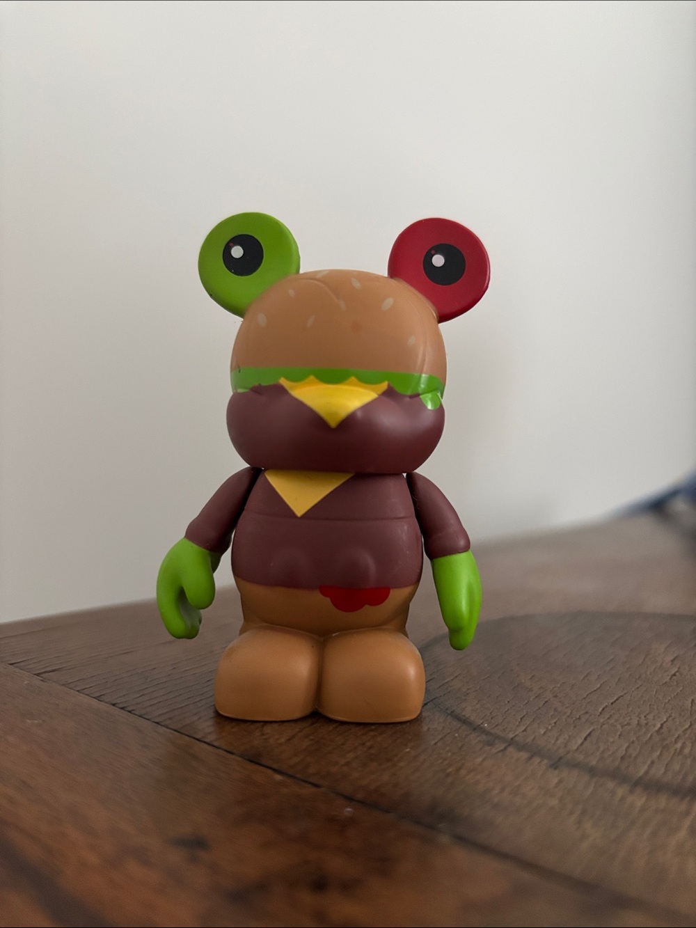 Disney Vinylmation Cheeseburger